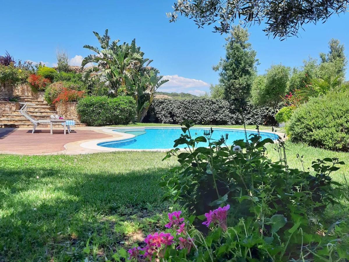 Villa Bougainvillea Con Piscina E Giardino Privato A Pochi Passi Dal Mare Castiadas Exterior photo