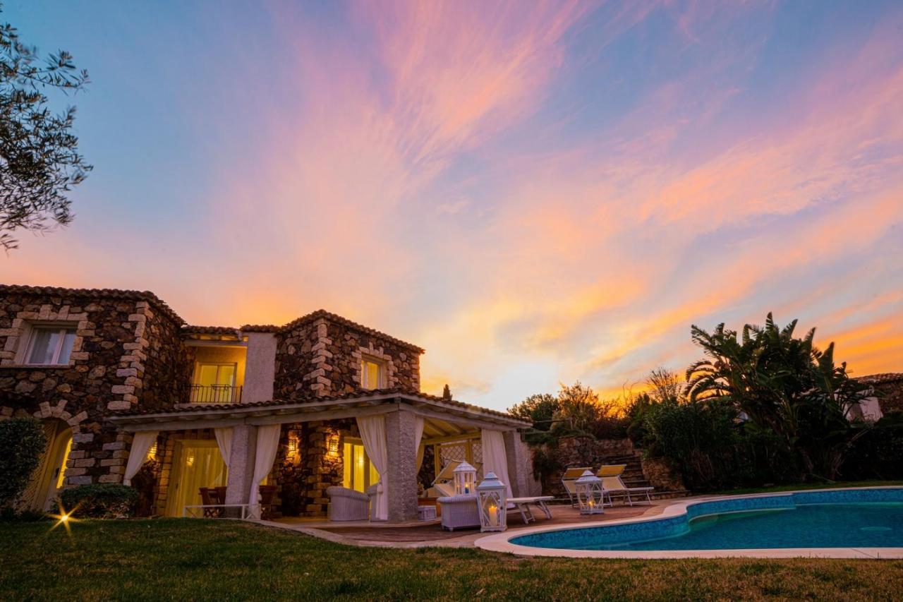 Villa Bougainvillea Con Piscina E Giardino Privato A Pochi Passi Dal Mare Castiadas Exterior photo