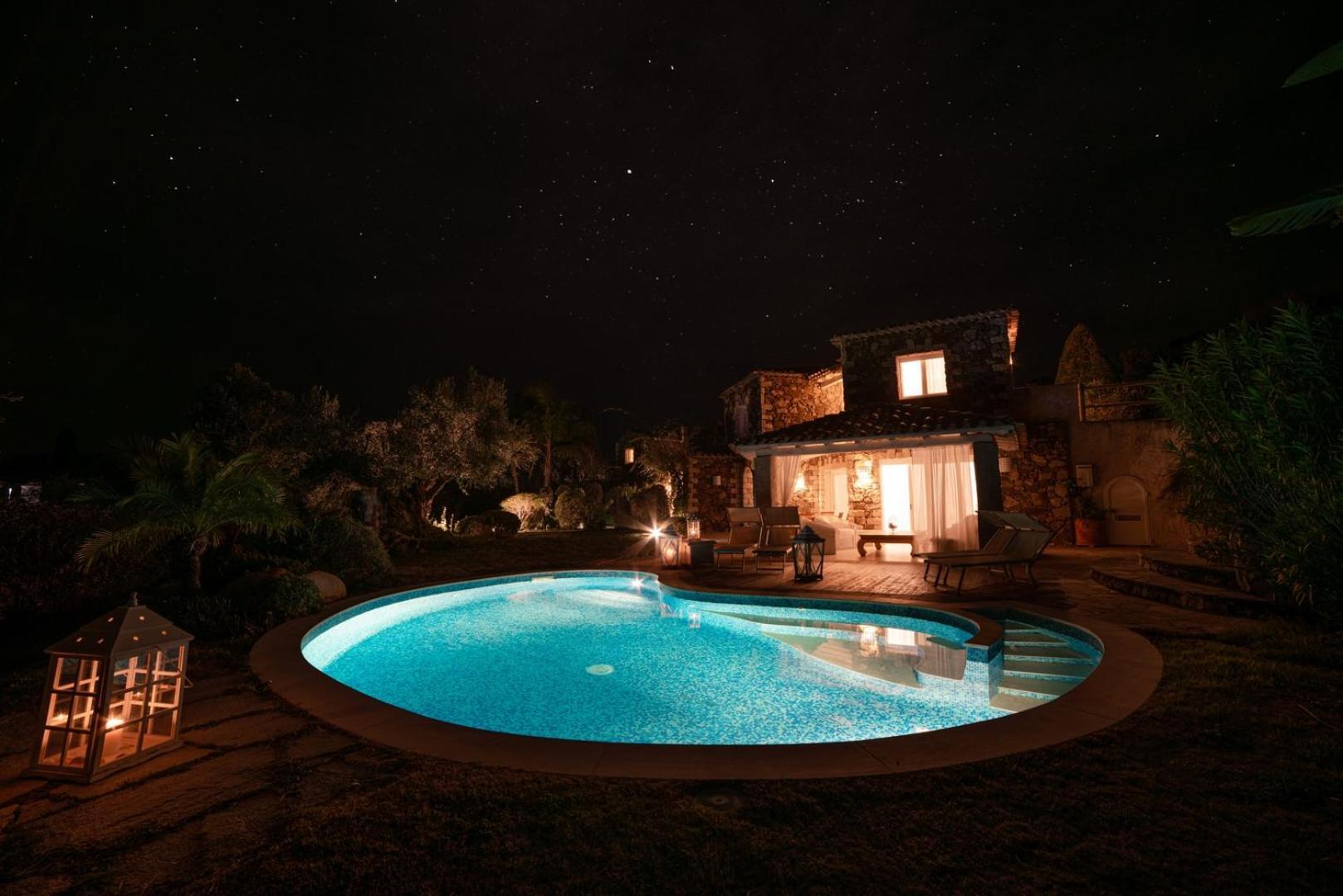 Villa Bougainvillea Con Piscina E Giardino Privato A Pochi Passi Dal Mare Castiadas Exterior photo